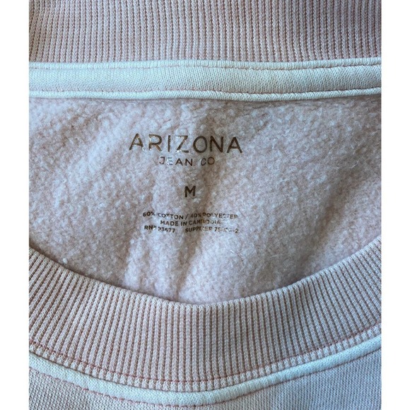 NWT Arizona Jeans Co Sweatshirt Size Medium Women’s Pink Pullover MSRP $39 - Picture 3 of 8